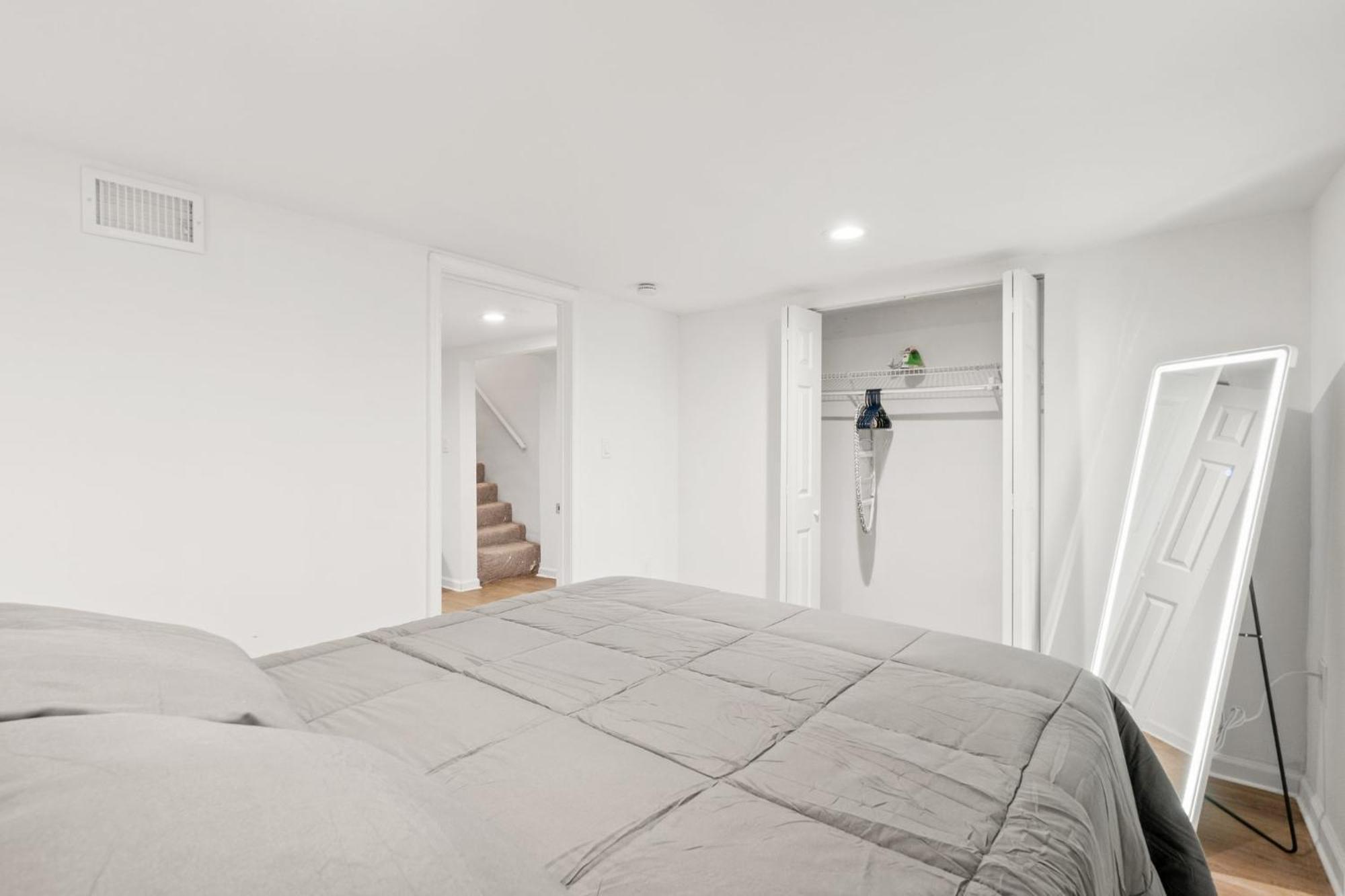 Negin 2903 - Basement Unit Daire Washington Dış mekan fotoğraf